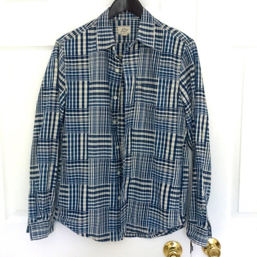 NWOT mens shirt, size S, 100% cotton
